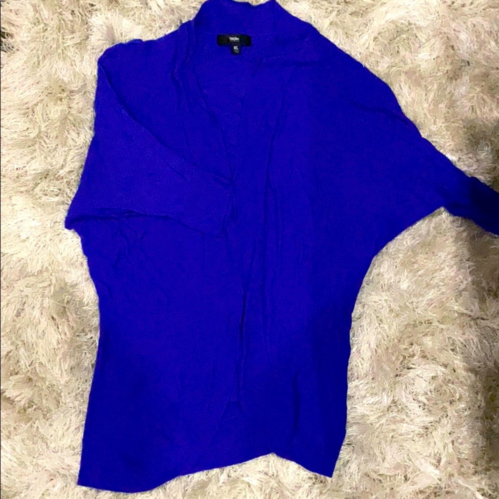 Light weight cardigan
